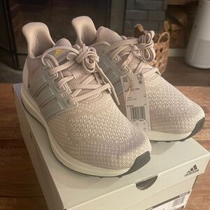 Adidas Women’s Gray UBounce DNA Sneakers